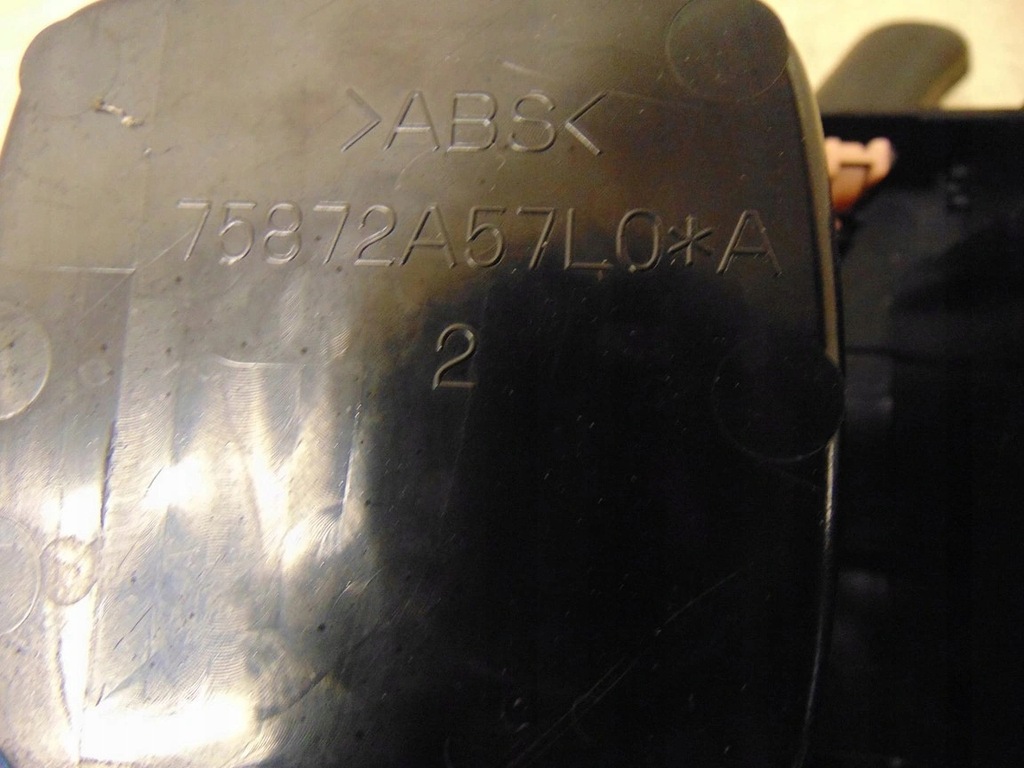 фото №5, Тунель середній бардачок suzuki kizashi europa