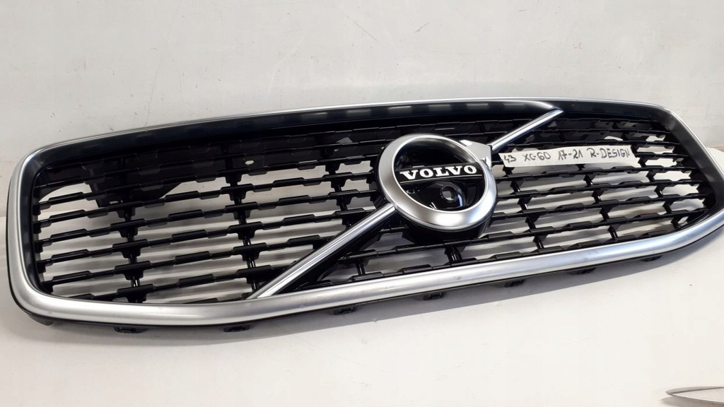 фото №8, Volvo xc-60 2017-2021 r-design решётка радиатора решётка радиатора