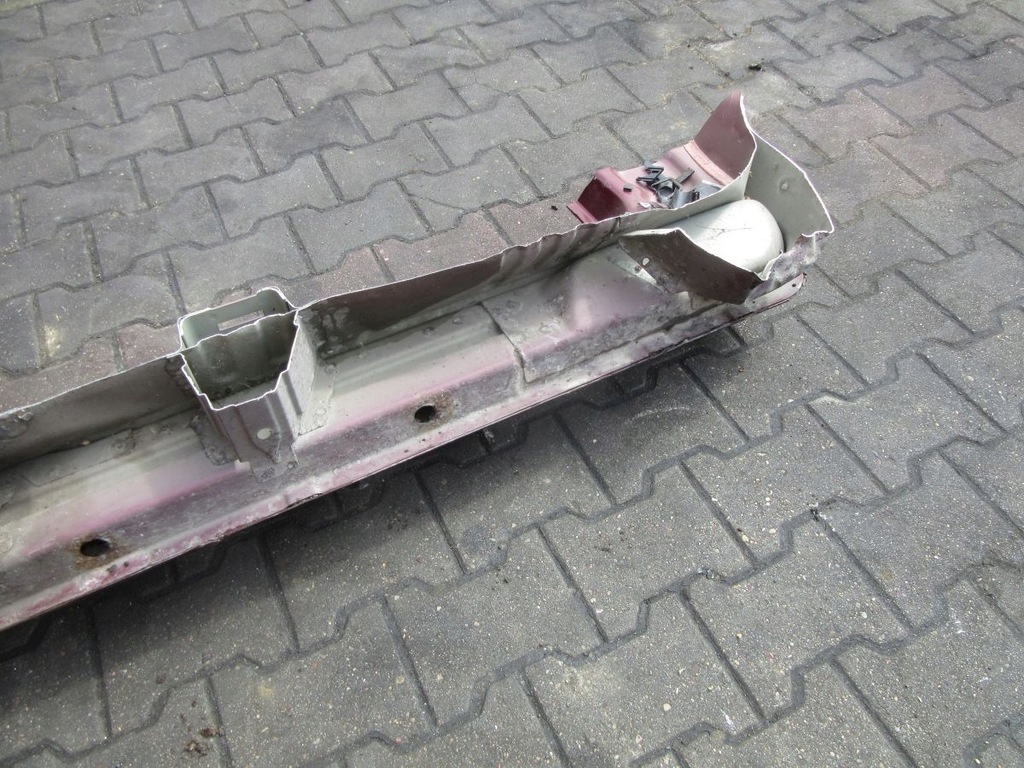 фото №16, Suzuki xl7 2007 поріг