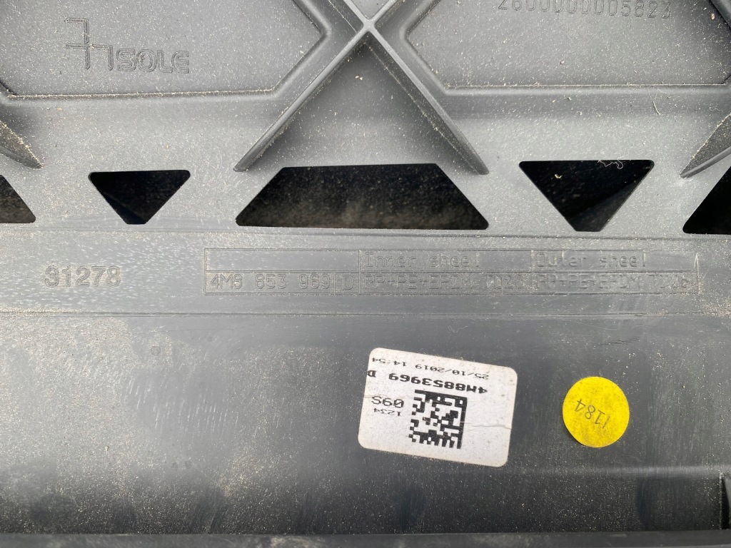 фото №10, Audi q8 4m8 молдинг дверь левая задняя 4m8853969d оригинал