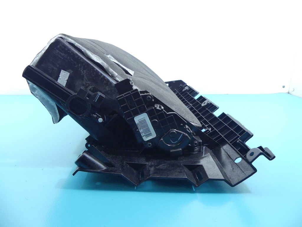 фото №7, Бардачок пасажира tesla model s 12-16 europa