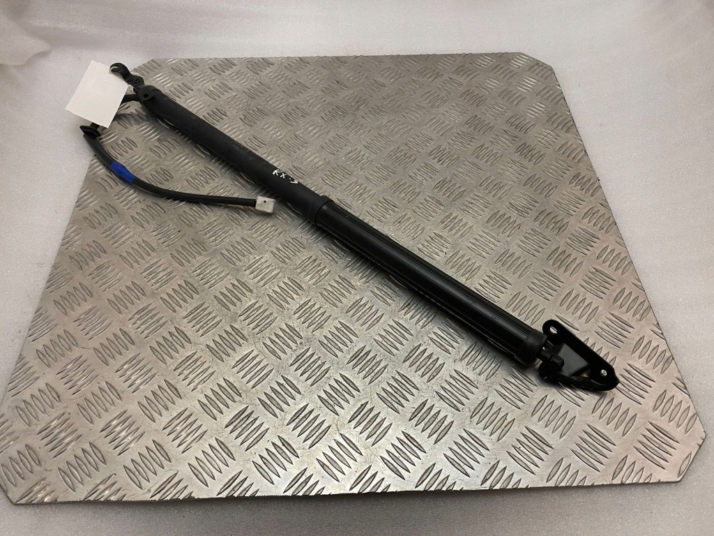 Купити Lexus rx 450h привід кришки багажника 6891048100