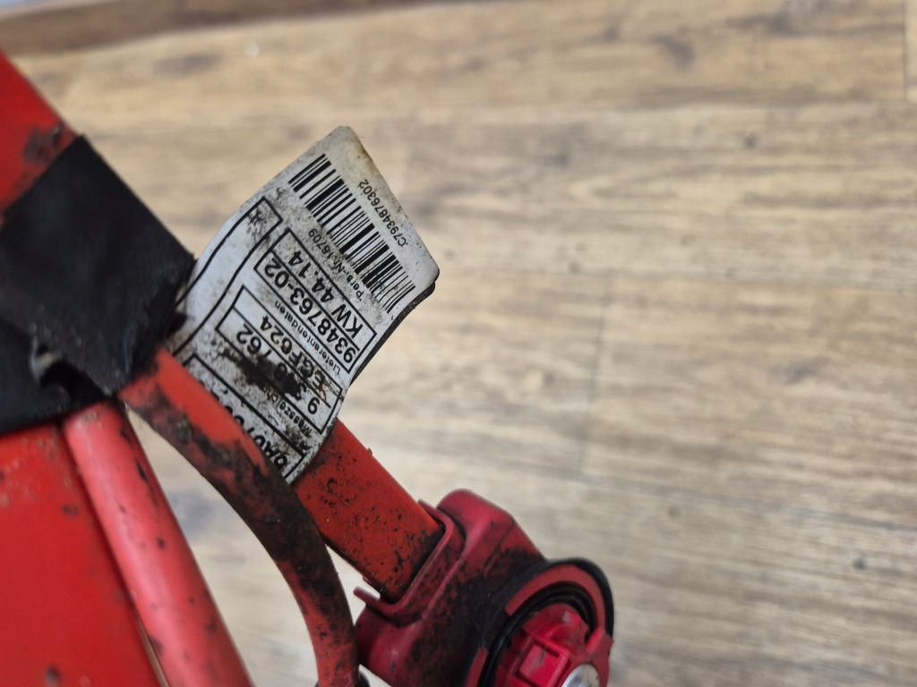 Bmw f30 f31 f32 f80 f82 f33 f36 шланг плюсовий акумулятор кабель 9348763 Недорого