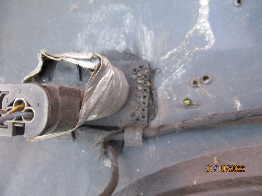 фото №11, Bmw 5 e60 e61 2006 бампер передний silber-grau