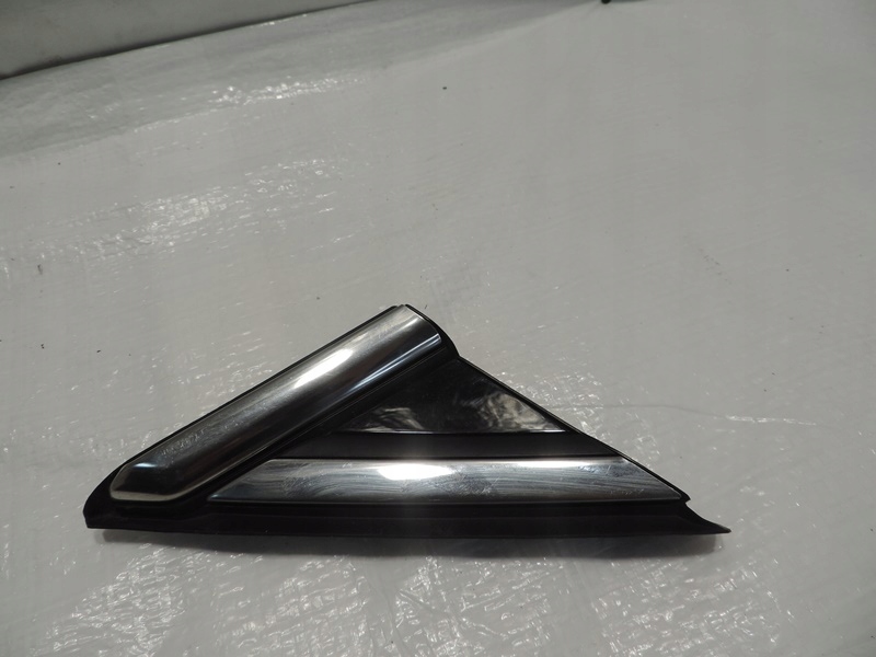 фото №1, Трикутник заглушка крила mondeo mk5 ds73-f160004