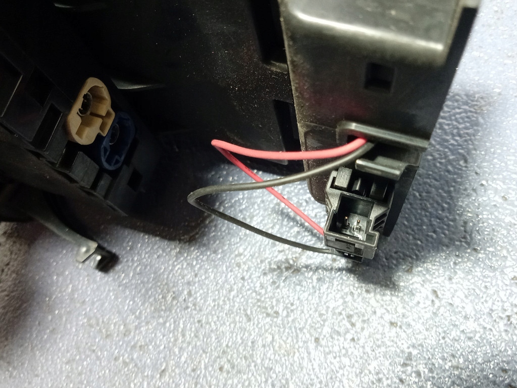 фото №8, Mercedes s klasa w222 модуль зарядное устройство индукционной a2229001017