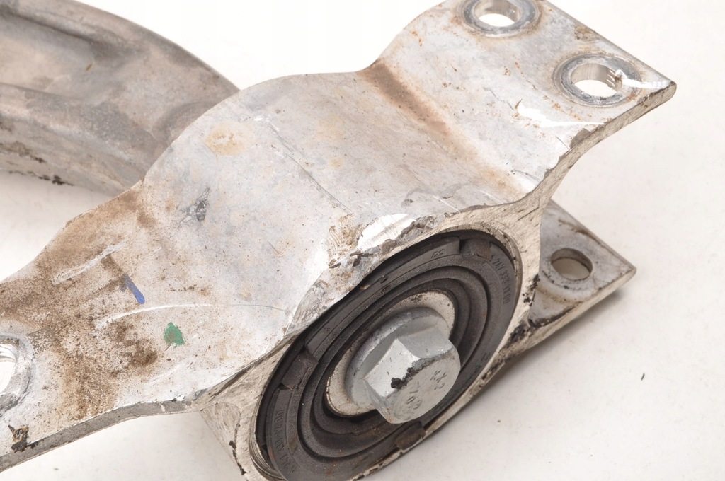 фото №7, Mercedes eqb x243 рычаг левый перед 2473330300 2473305500