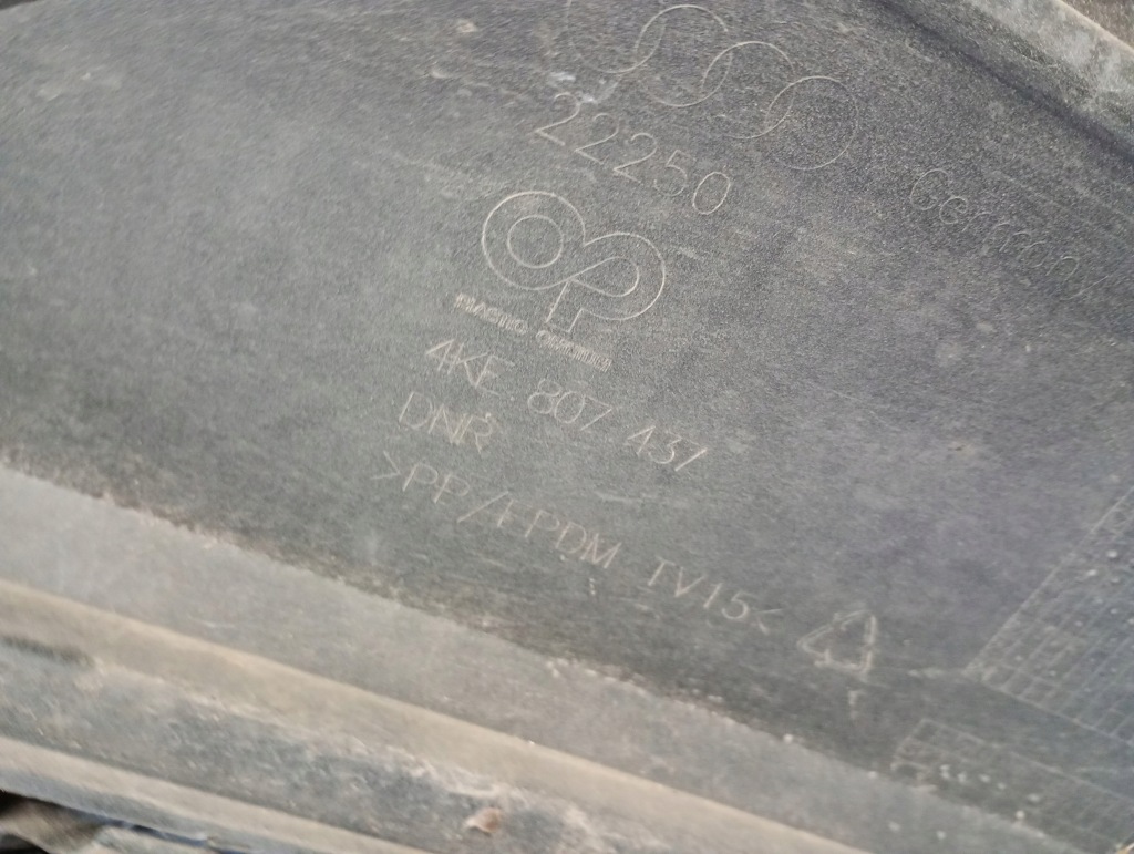 4ke807437 бампер перед audi e-tron sportback s-line 2019- чёрные Цена