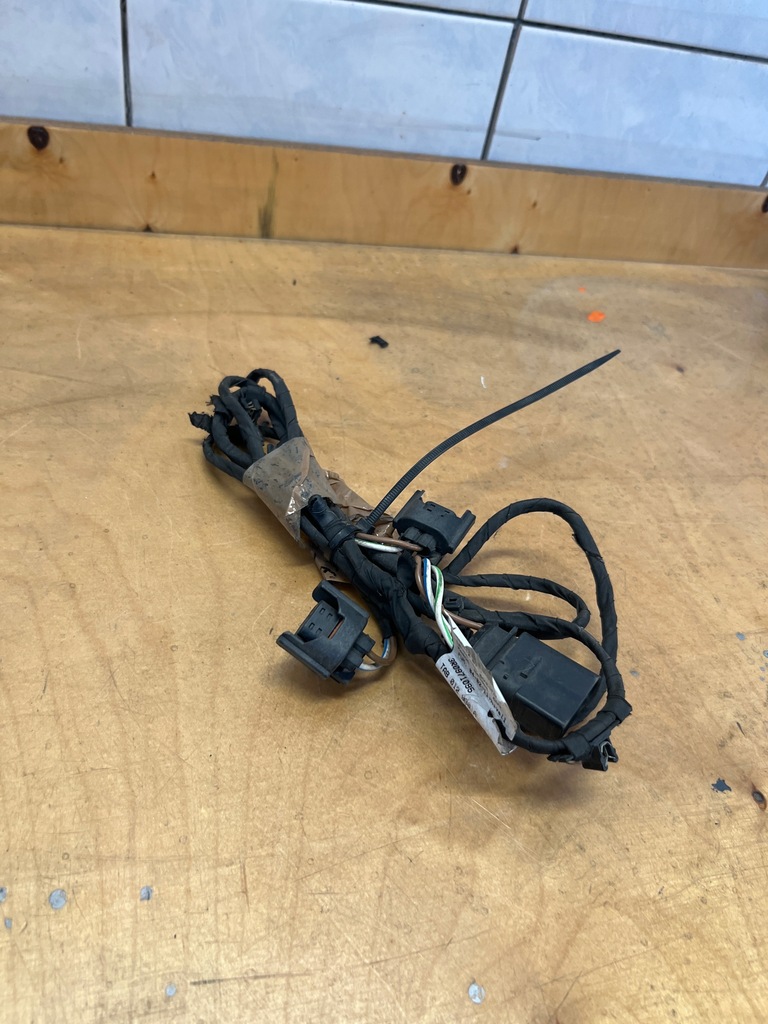 фото №1, Exeo электропроводка противотуманных фар бампера перед 3r0971095