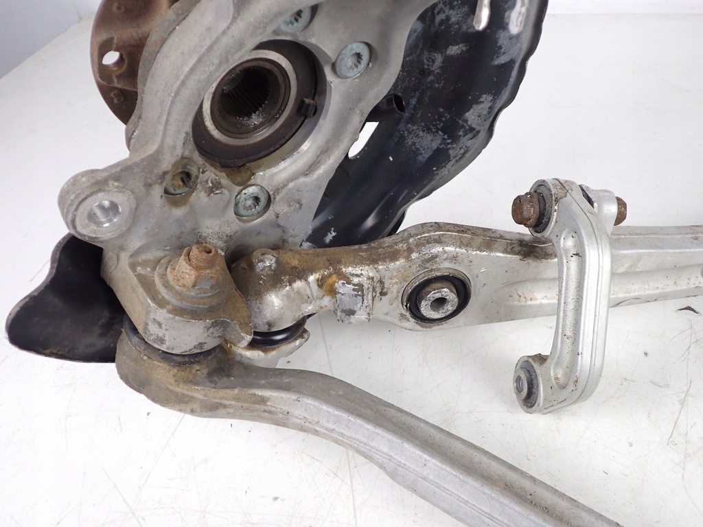 фото №8, Поворотний кулак підвіска ступиця лівий перед audi a8 s8 d3 5.2 короткий