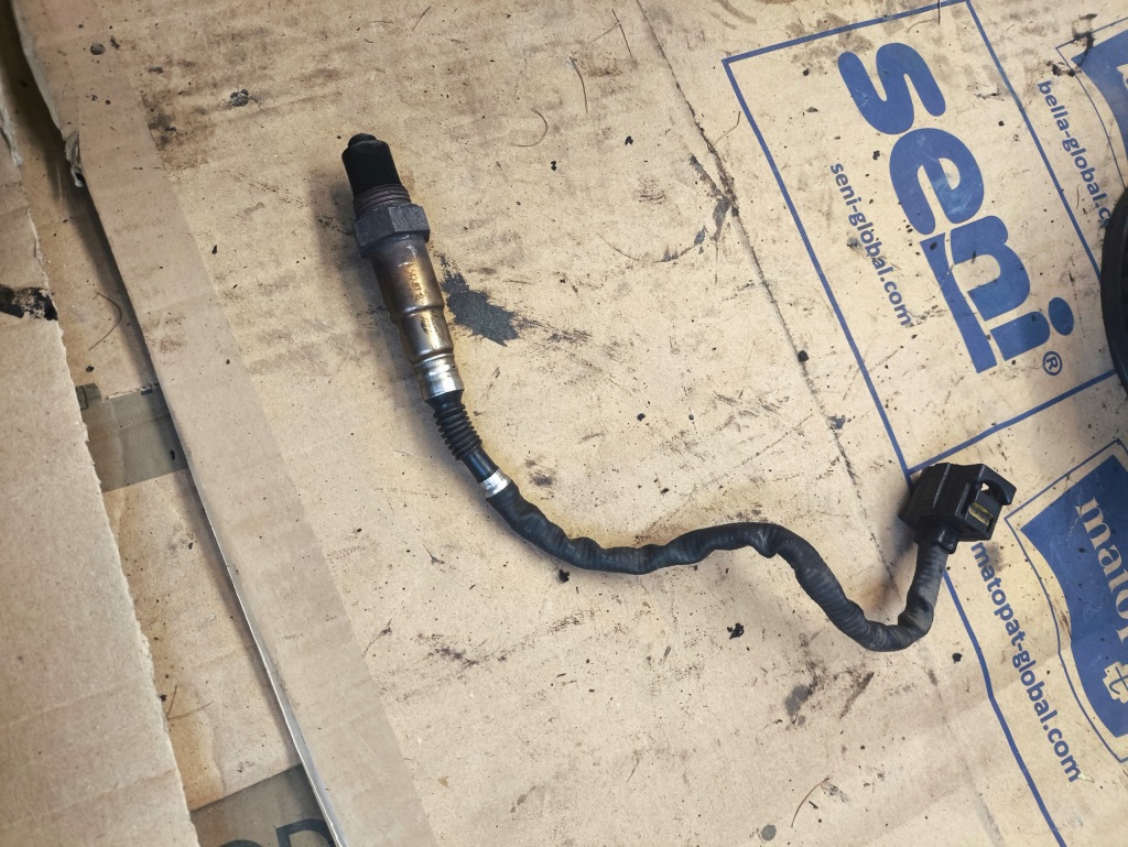 Купити Mercedes w169 mercedes-benz оригінальний номер 0045420718 датчик лямбда-зонд ?