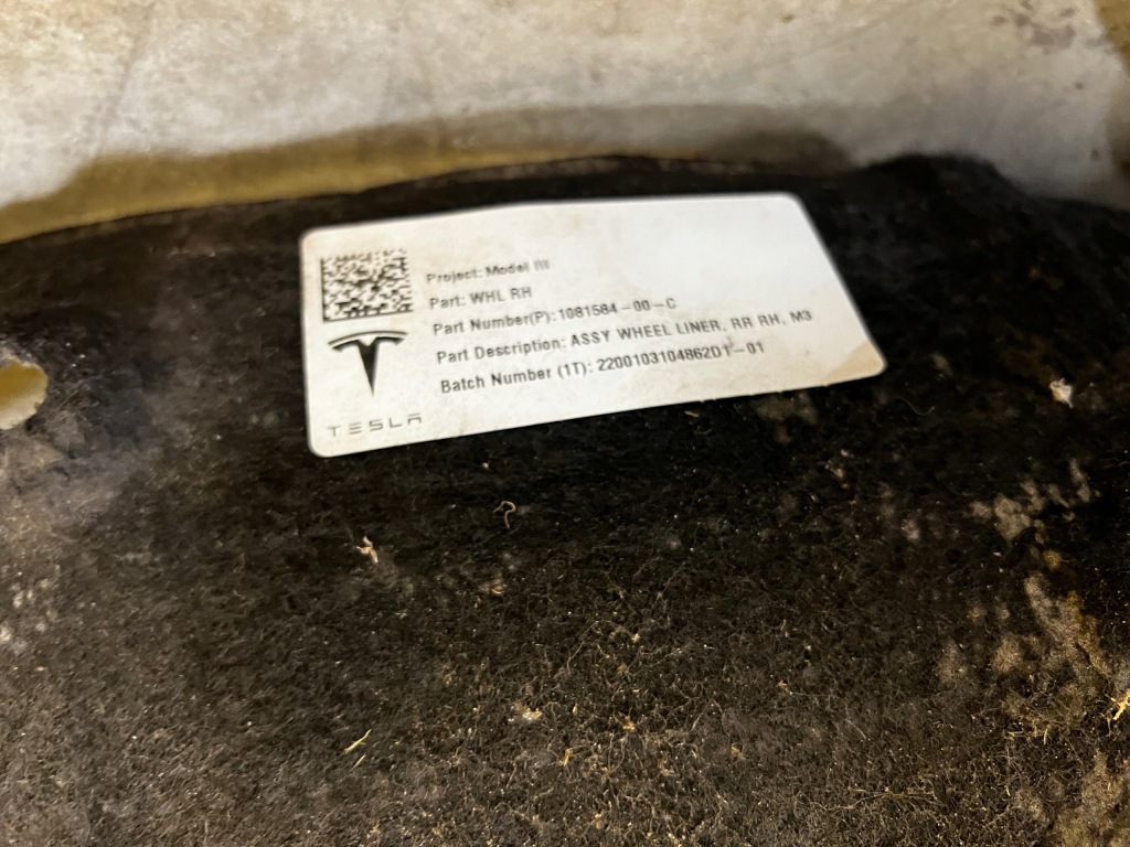 фото №7, Подкрылок защита правый задняя tesla model 3