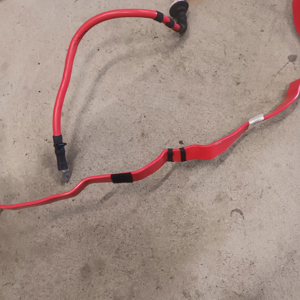 Audi a5 18- шланг аккумулятор клемма 8w1971225aa америка Недорого