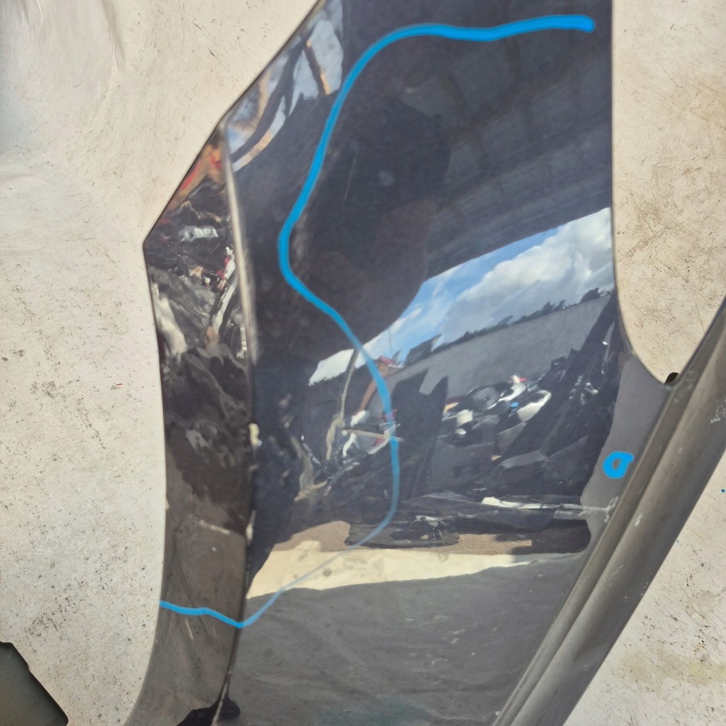 Tesla model 3 17- крыло  левое  перед передний с Разборки