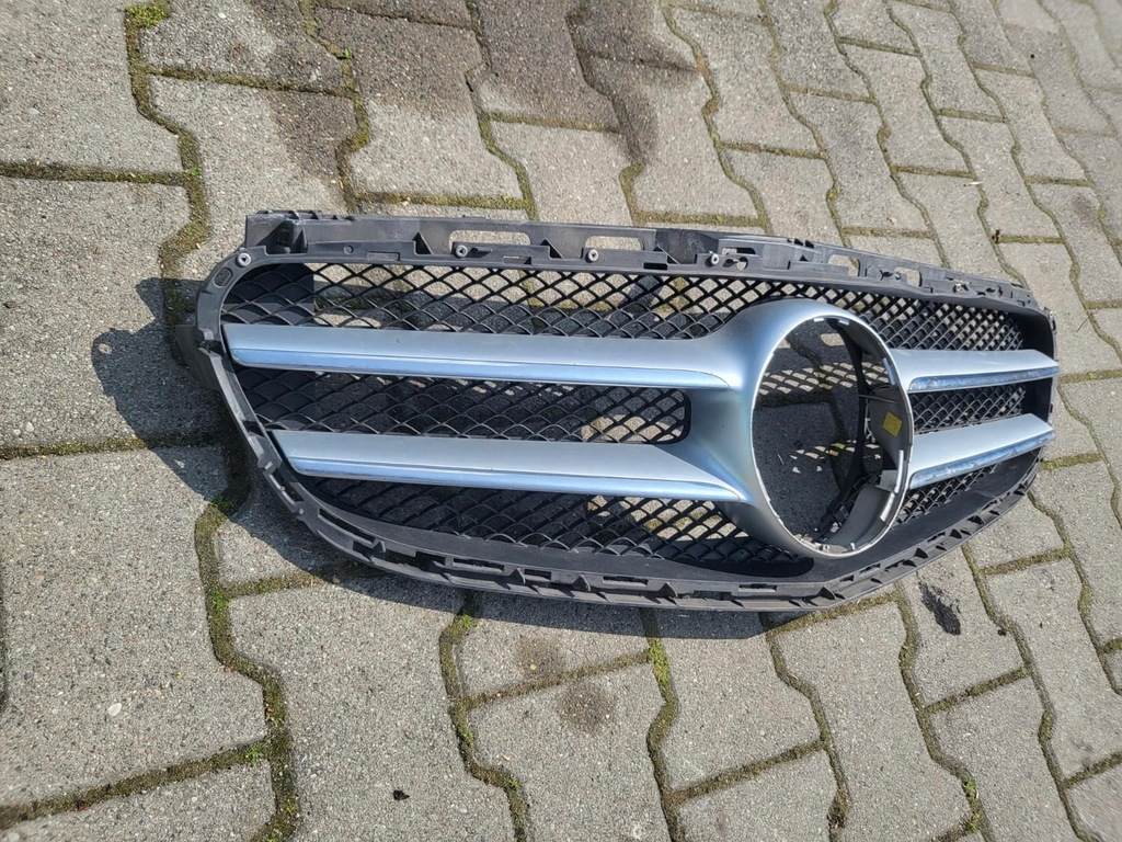 фото №2, Mercedes 212 lift решётка радиатора решётка радиатора передняя оригинал