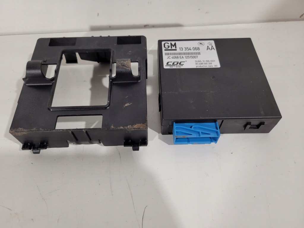 Купить Opel astra j модуль подвеска flexride 13354068