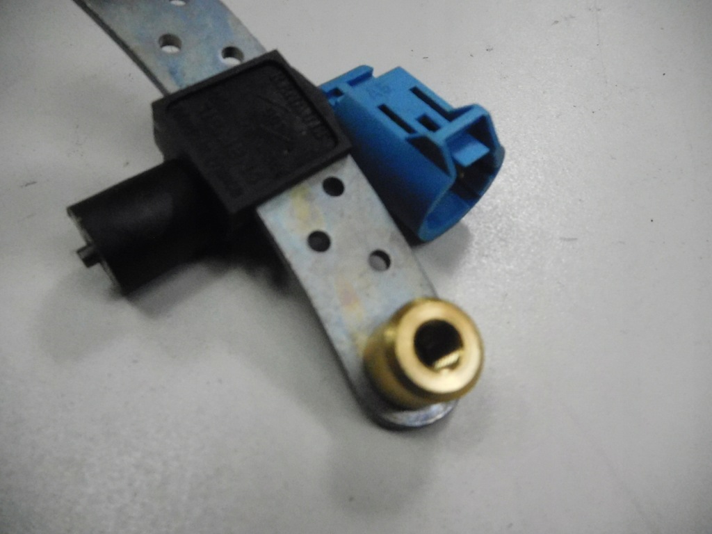 фото №8, Датчик положення вала clio ii 2 1.4 8200647556