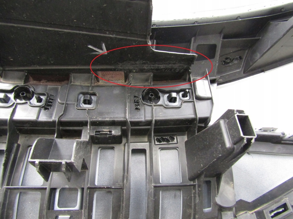 фото №10, Бампер перед передний vw id5 id.5 id 5 11e 22- ремни led