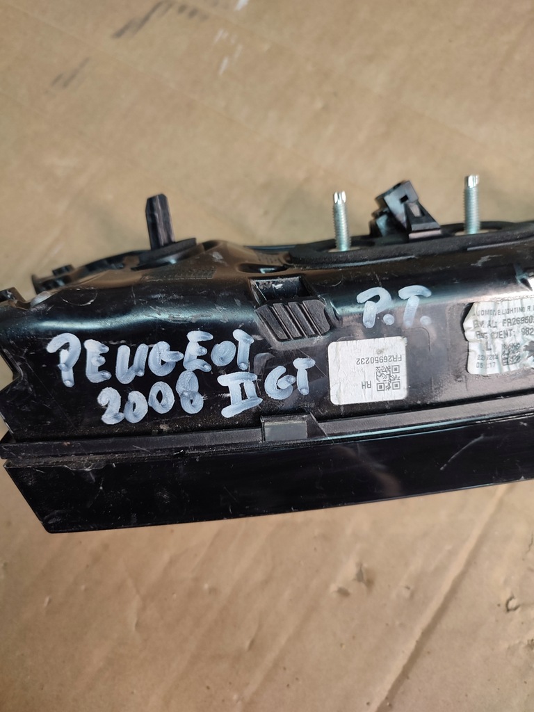 фото №6, Peugeot 2008 ii 2 gt led 19- лампа правая задняя задняя