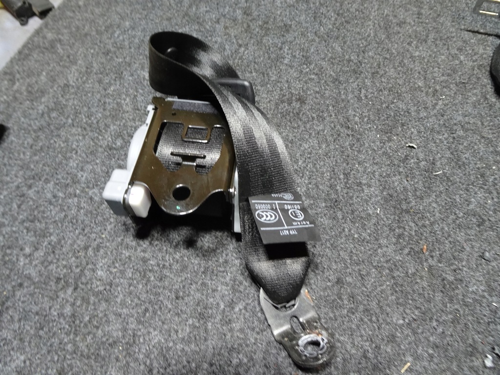 фото №11, Audi a1 8x 3d pas безпеки задня лівий правий