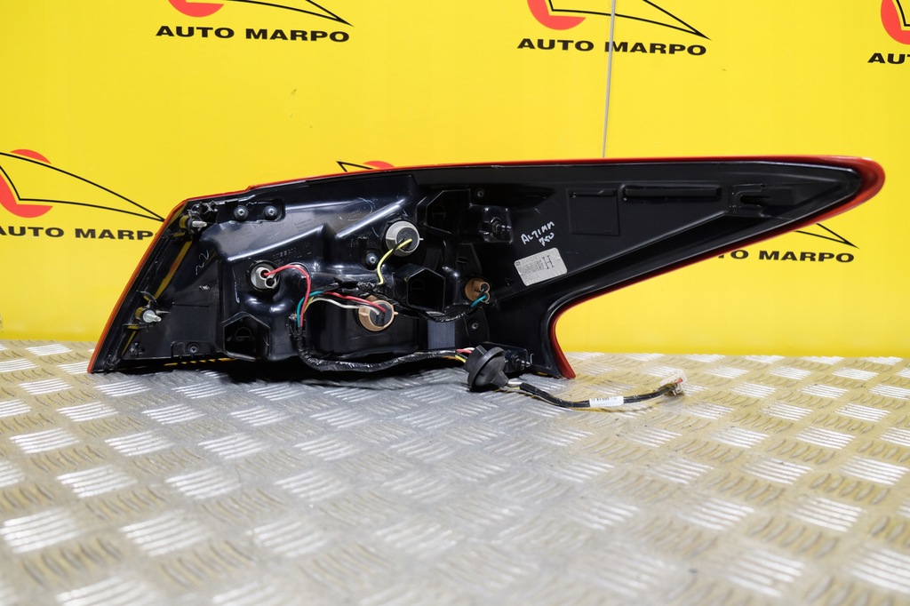 фото №10, Nissan altima 2016- лампа задня ліва задня usa