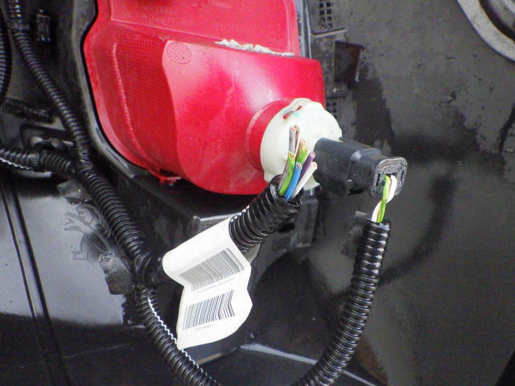 фото №12, Бампер задний peugeot 2008 ii pdc