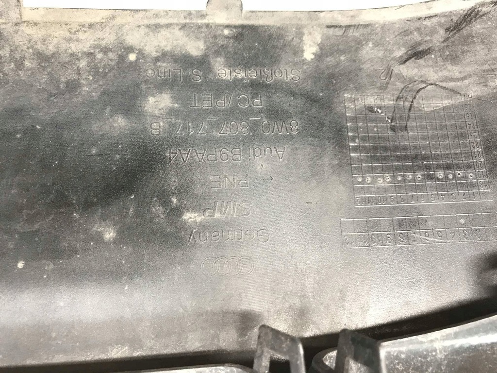 фото №12, Audi a4 s4 b9 8w 2021 молдинг бампера передний 8w0807717b