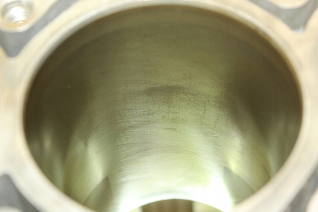 фото №9, Блок двигателя vw golf vi skoda seat 1.6 mpi cmx ccs 06b103019ak