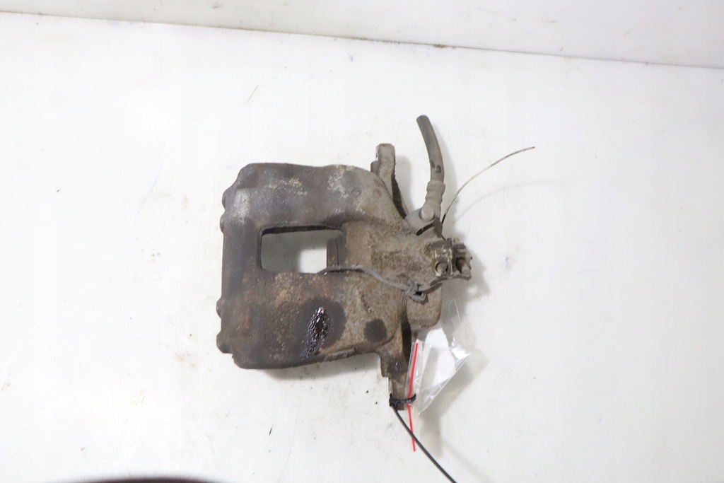 фото №1, Суппорт тормоза правый перед alfa romeo mito