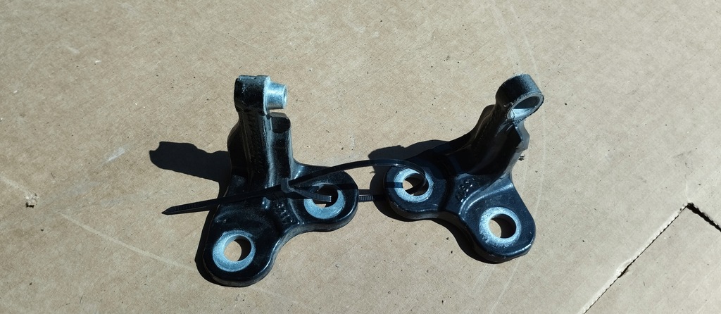 фото №5, Петля петли дверь правый задняя range rover velar l560 комплект