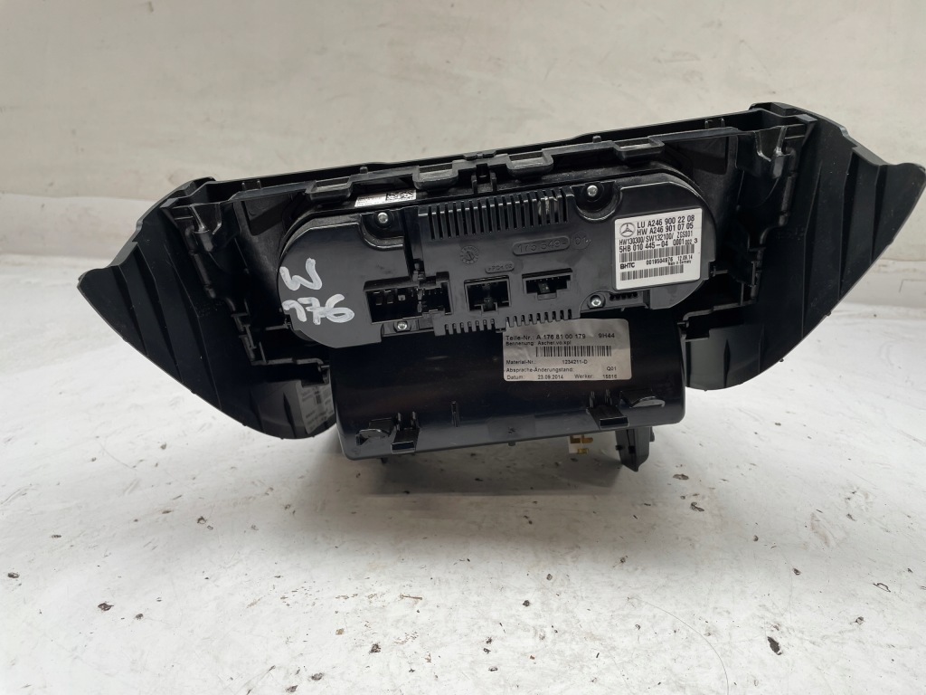 Купити Mercedes w176 aklasa рамка тунель середнього панель кондиціонера a1766807100