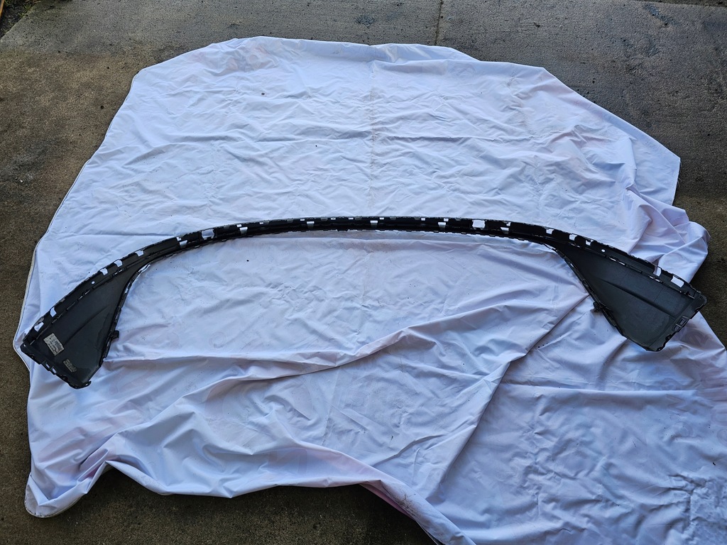 фото №14, Vw touareg iii накладка спойлер бампера задняя 760807521a