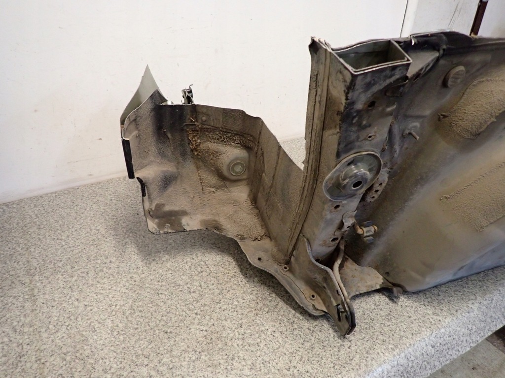 фото №7, Toyota iq 08-12 pas задний 209