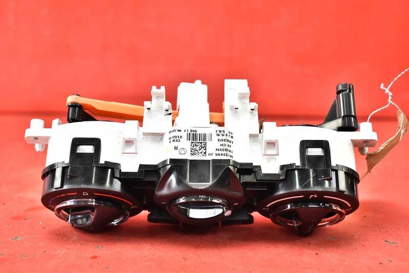 фото №6, Панель керування обдув 96722486zd peugeot 208 12-16