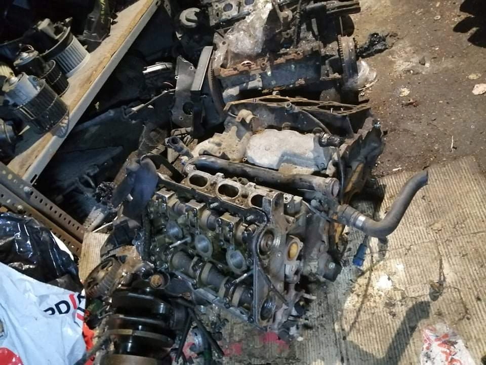 фото №6, Блок двигателя dół opel v6 na stolik