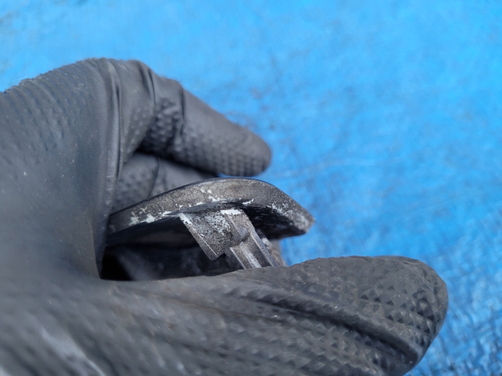 фото №8, Opel-części | zafira b насадка заглушка омивач права бампера ксенон lift