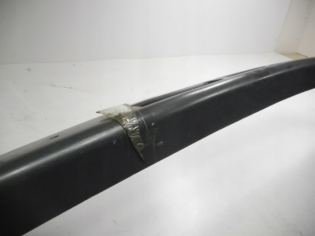 Накладка бампера reanult оригінальний номер 1003956285 в Україні