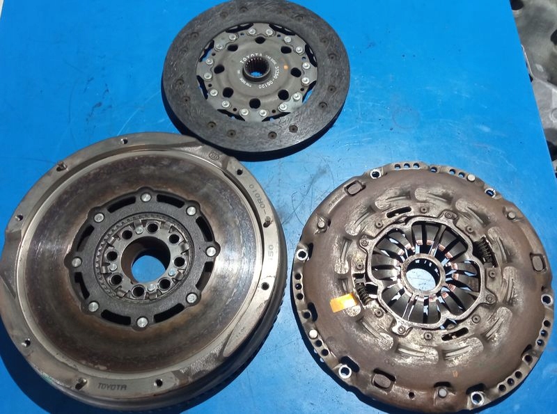 фото №1, Сцепление полный 134500r010 toyota 2,2 d4d 2ad