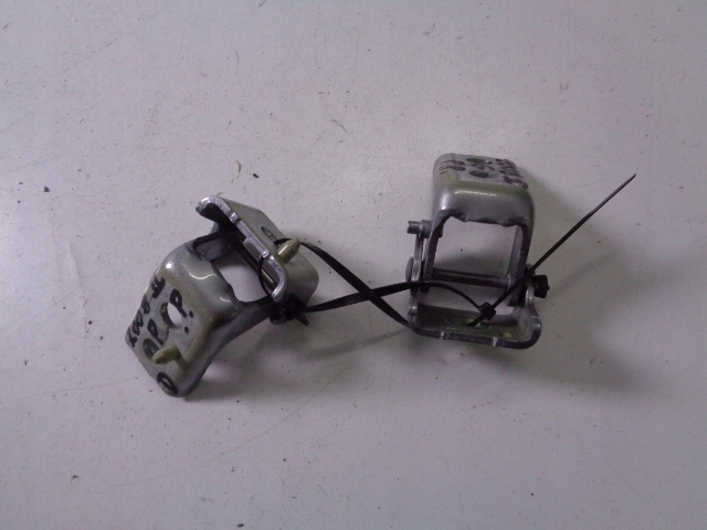 фото №1, Петлі двері правий перед peugeot 2008 ii