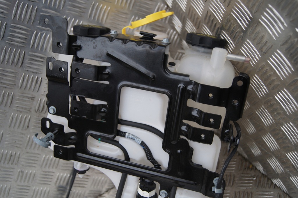 фото №4, Jeep wrangler jl бак омывателя kompletny