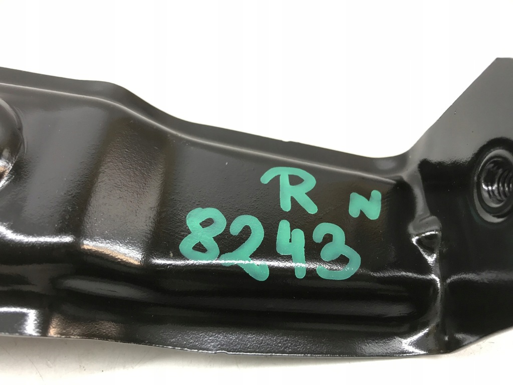 фото №7, Bmw x7 g07 кронштейн кронштейн крила 7418218