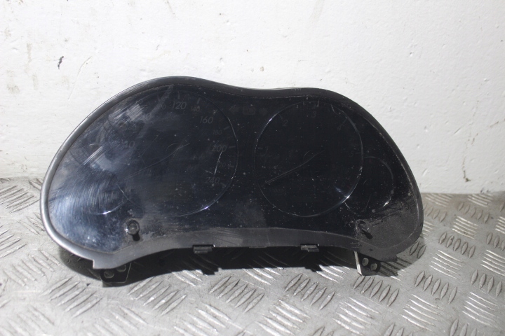 фото №1, Прилади toyota avensis ii t25