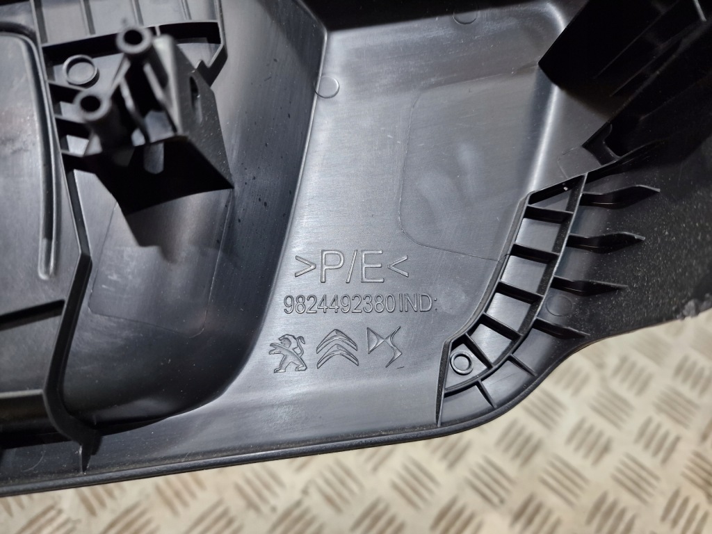 фото №7, Корпус защита lewego сиденье opel corsa f