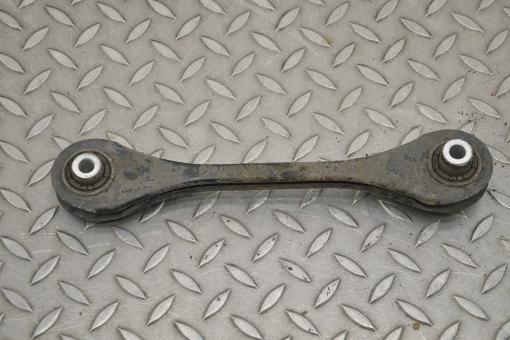 фото №1, Audi s3 важіль задній правий 8v 2016 rhd