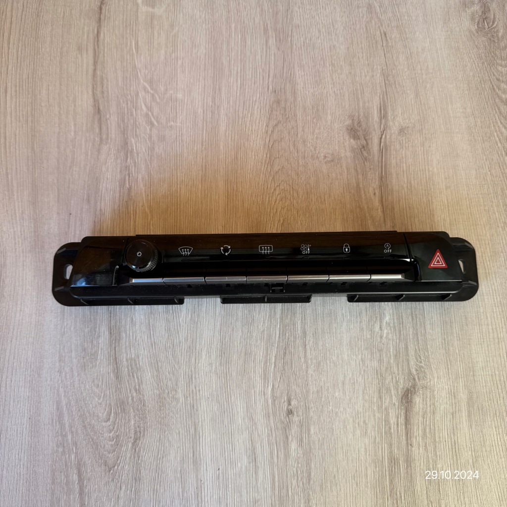фото №1, Панель кондиционера citroen c5 aircross 9828018177