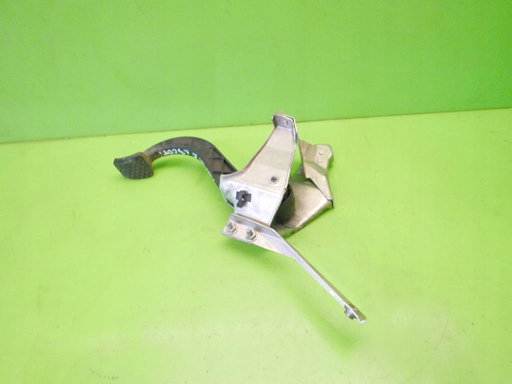 фото №5, Педаль сцепления opel corsa c fl 1.3 cdti 03-06