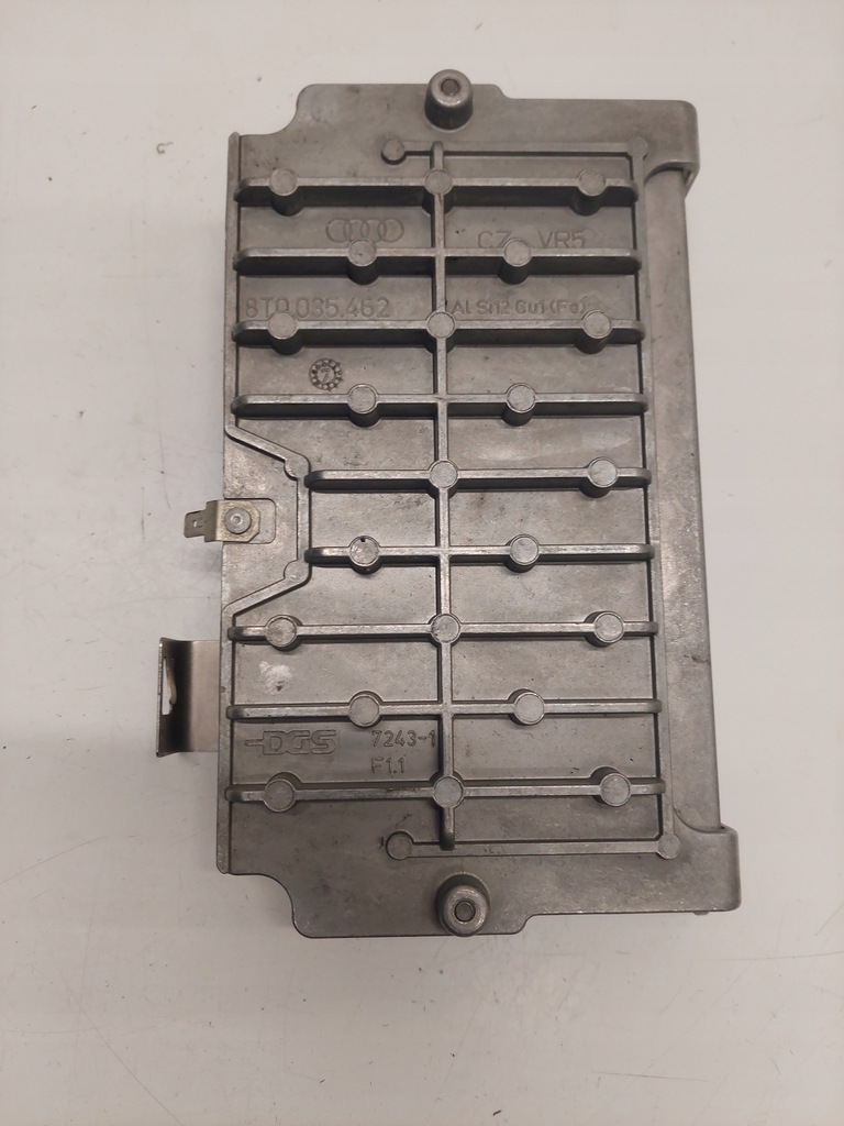 фото №1, Усилитель радио audi a4 b8 8t0035462