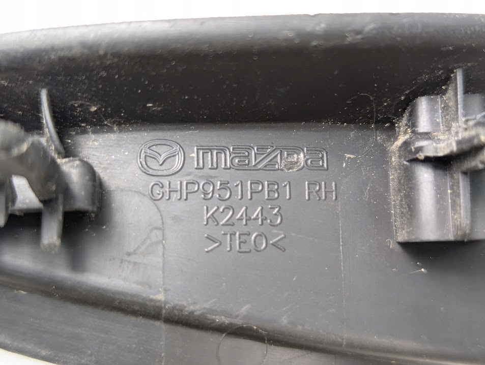 фото №7, Накладка na жабо правая + левая треугольник peugeot 3008 i ghp951pb1