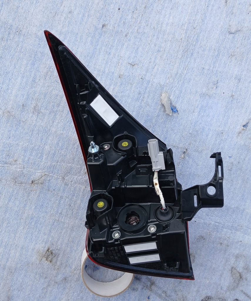 фото №2, Lexus ux права сторона