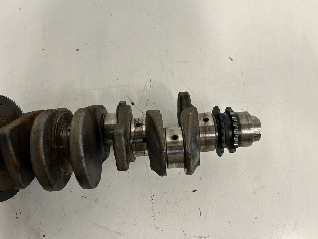 Wał коленчатый nissan qashqai 2.0 dci 8200385152 Недорого